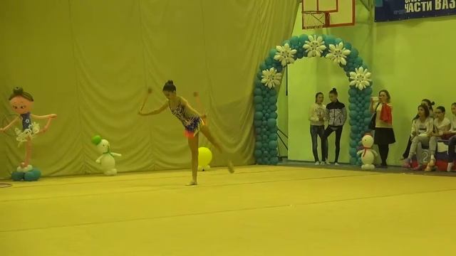 Хоровинкина Алиса, 2002, булавы, Можга, группа Б, 13 12 2015 смотреть онлайн