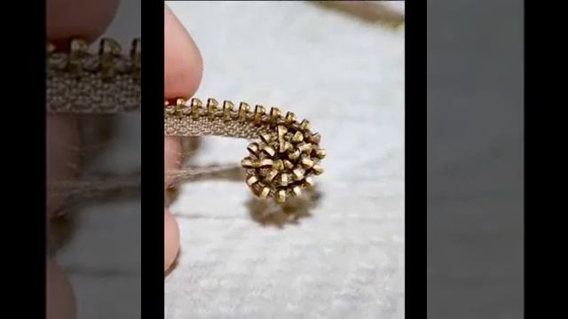 Как сделать украшение из молнии своими руками смотреть онлайн