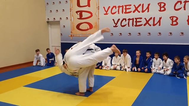 Мастер-класс олимпийского чемпиона Игоря Макарова смотреть онлайн