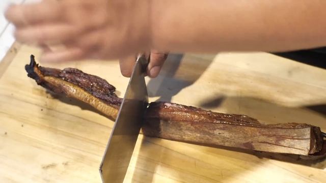 10多斤五花肉整个吃，猴哥烤脆皮五花肉，咬一口嘴里油爆开，真香！【胖猴仔】 смотреть онлайн