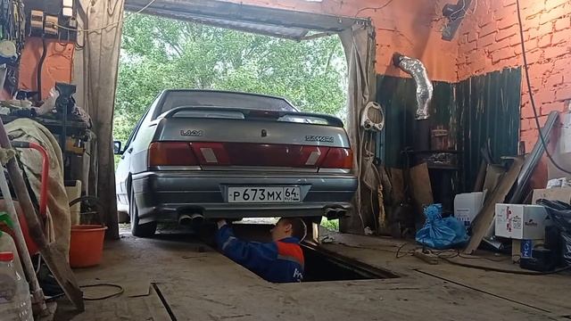 Раздвоенный выхлоп и как его оторвать! смотреть онлайн