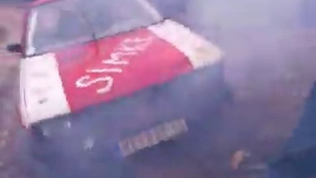 Yugo zapalio gume смотреть онлайн