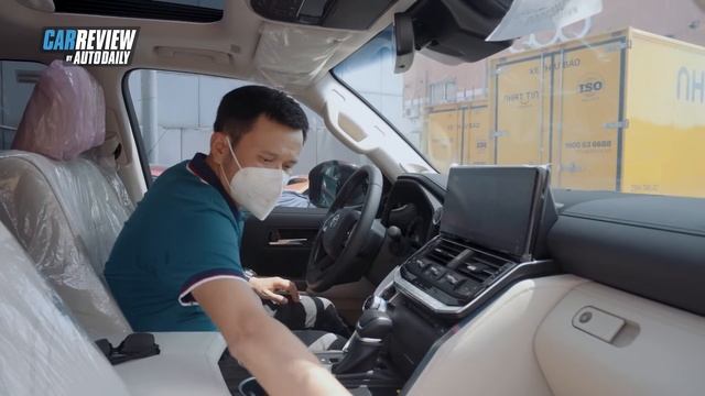 Giải mã "cơn sốt" Toyota Land Cruiser 2022 tại Việt Nam - Vì sao cháy hàng dù đội giá nửa tỉ...? смотреть онлайн