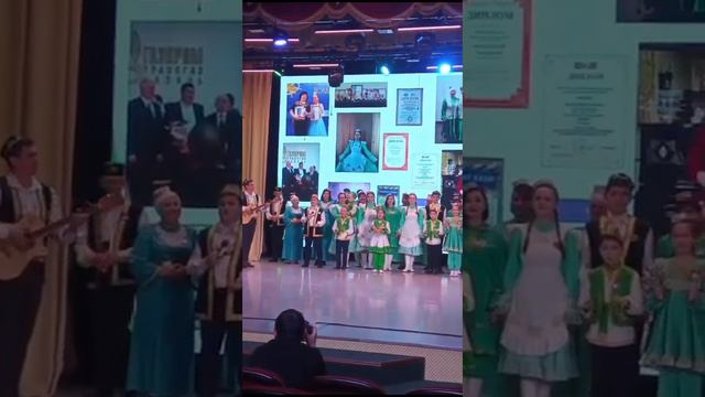 Чапшар авылыннан Гаязовлар гаиләсе бәйгенең зона этабында район данын яклаячак смотреть онлайн