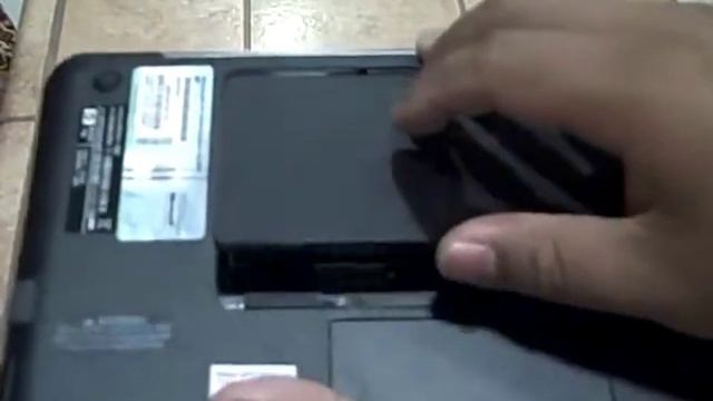 Как заменить Аккумулятор для ноутбука HP Mini 1001xx смотреть онлайн
