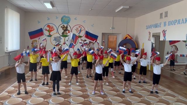 Флешмоб к празднованию Дня народного единства смотреть онлайн