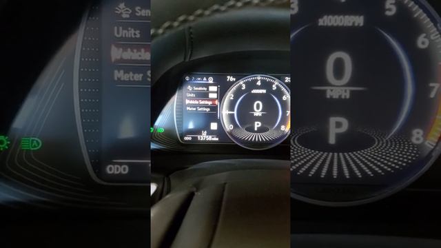 2019 Lexus ES350 Infotainment Video смотреть онлайн