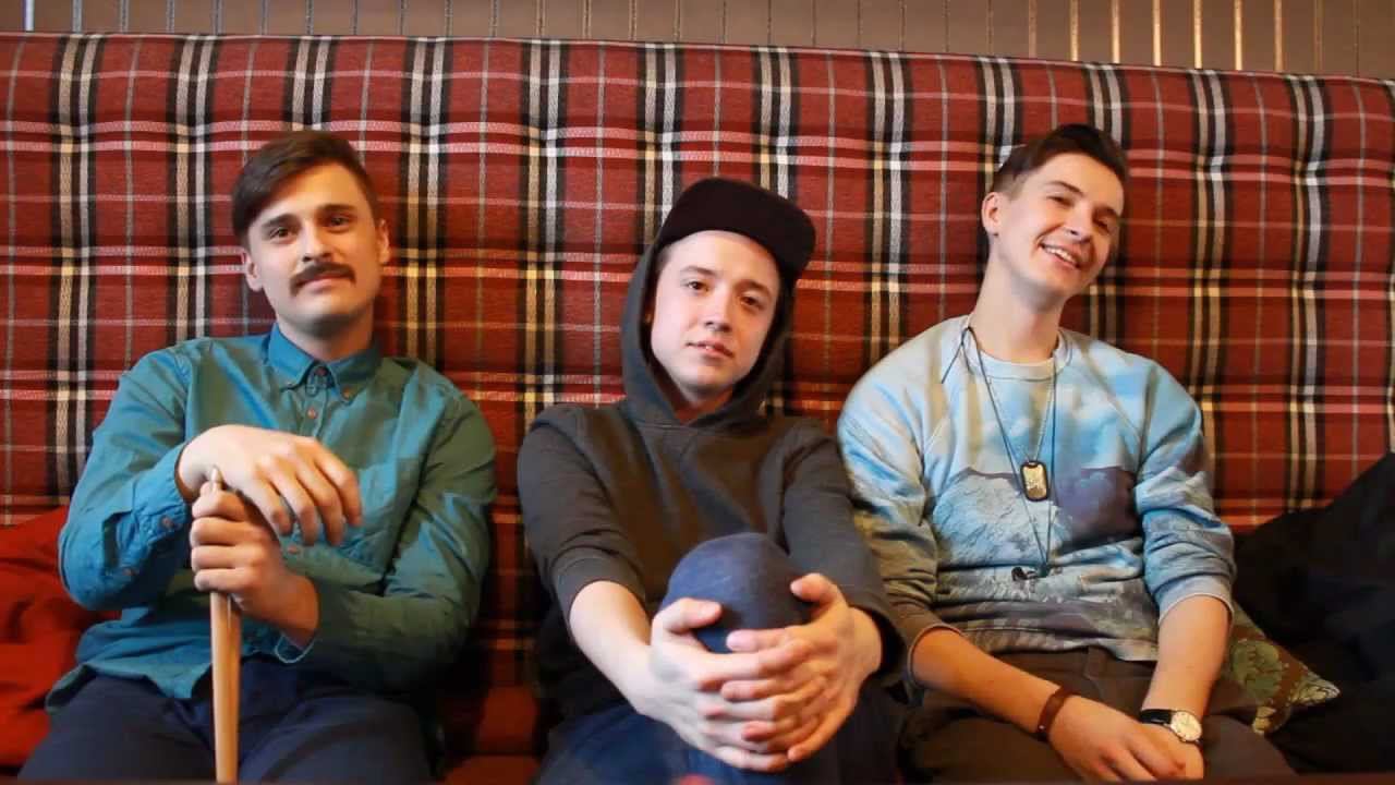 [On-The-Go] Интервью "по версии Кураж-Бамбей" смотреть онлайн