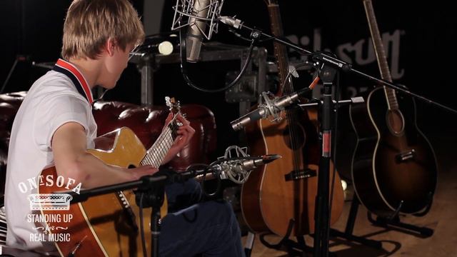 George Smith - Blackbird (Beatles Cover) - Ont Sofa Gibson Sessions смотреть онлайн