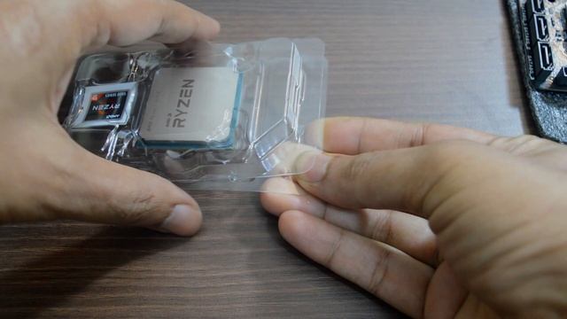 AMD Ryzen 5600x CPU Unboxing & Installation смотреть онлайн