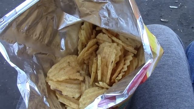 Обзор на чипсы lay's strong "королевская креветка" смотреть онлайн