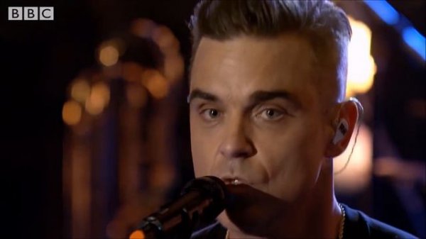 Robbie Williams - Love my life en vivo - live (Español - Lyrics)