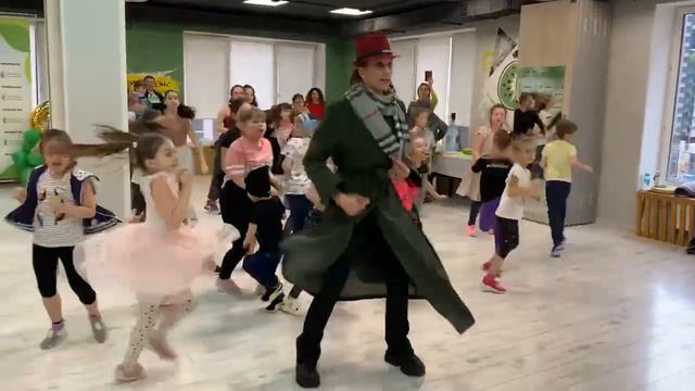 День Рождения Киви Дэнс! Нам 6 лет! смотреть онлайн