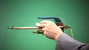 СИЛА АМПЕРА(ТРОЛЛЕЙБУС).ФИЗИКА.ХРОНИКА