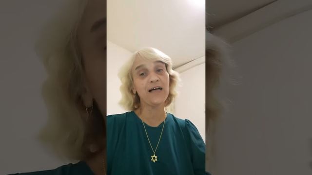 Кроме любви. Цветаева. Стихи. Читает Эстэр. смотреть онлайн