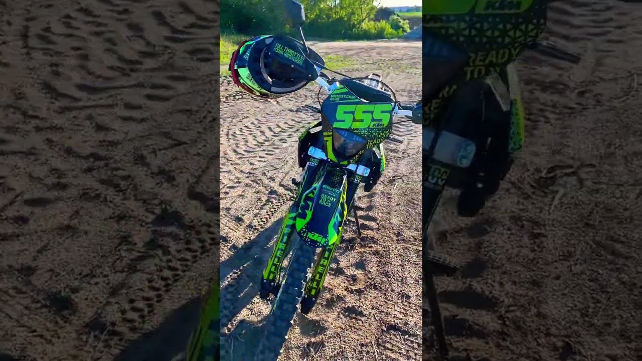 Что за модель мотоцикла ?