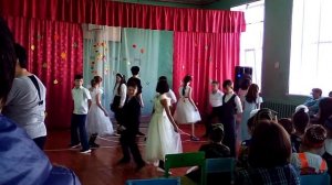 Вальс 4 класс//На 8 марта///2020 г.