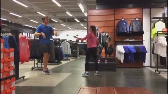 ВЕРТУШКА ПУШКА!!! УМЕЕТ ДЕВОЧКА! смотреть онлайн