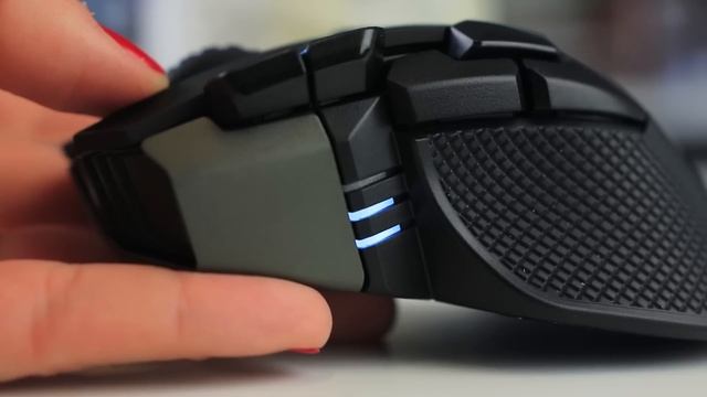 An XL mouse worth buying! - Corsair Ironclaw RGB Wireless review смотреть онлайн