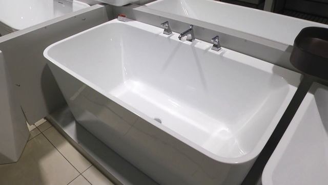 Как правильно выбрать ванну? Камень, акрил или чугун?