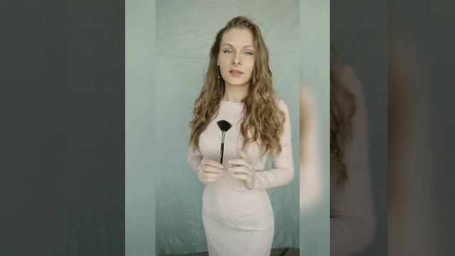 Для чего нужна веерная кисть в макияже? Формы кистей для макияжа. смотреть онлайн