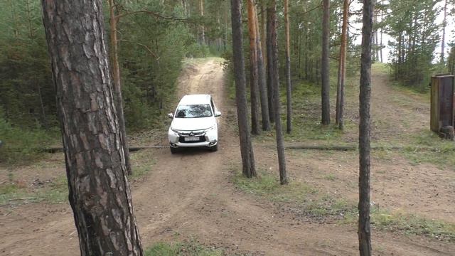 Mitsubishi Pajero Sport - Первый выезд, проверка внедорожных систем смотреть онлайн