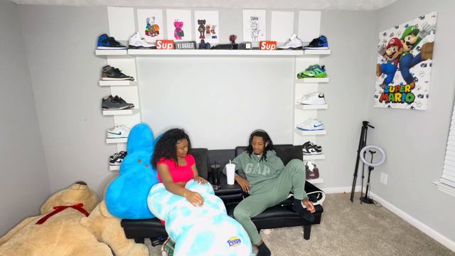 HONEY PACK PRANK ON BOYFRIEND🥵 *HIDDEN CAMERA* смотреть онлайн
