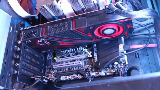 AMD Radeon R9 290 - Full Stress Noise смотреть онлайн