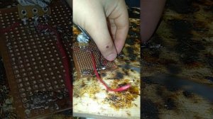 Как подключить переменный резистор (потенциометр)