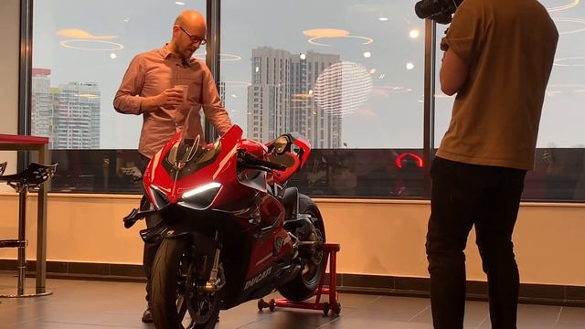 Ducati Superleggera V4 обзор мотоцикла за 10 млн руб. Тизер.