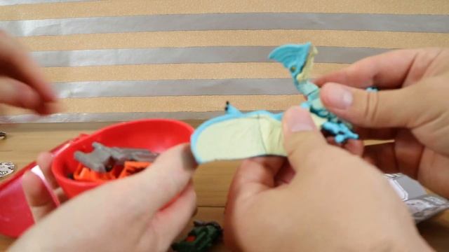 Zuru 5 Surprise Dino Strike Hunt Series 3 Toy Opening! | Birdew Reviews смотреть онлайн