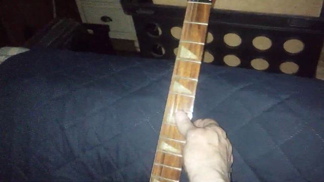 Rickenbacker, Stratocaster, Neporter w/ 8 Miles High instrumental смотреть онлайн