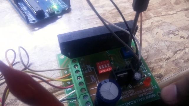 STK672-050 3Amp Unipolar 6 Wires Stepper Motor Driver at hallroad.pk смотреть онлайн