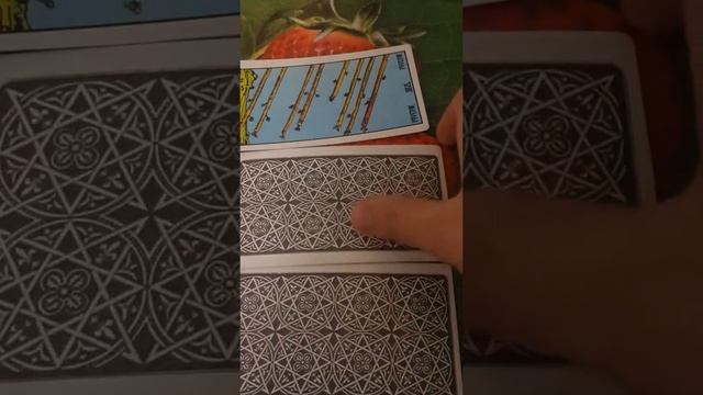 Гадание на таро серьезно ли я болею? смотреть онлайн