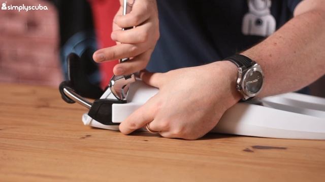 Apeks RK3 Spring Strap Review смотреть онлайн