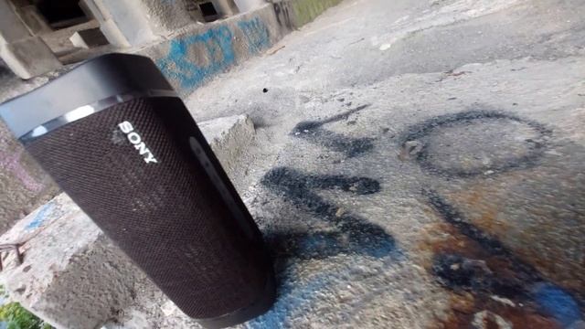 SONY SRS XB 33 ×2 BASS TEST 80 %VOLOME ? смотреть онлайн