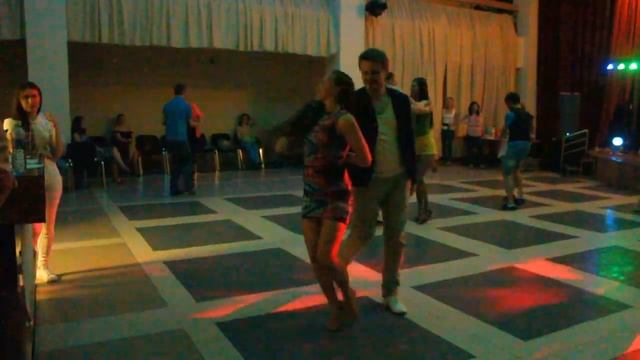 Бачата.HW. Новосибирск. 2 мая. Моменты вечеринки. Денис и Даша смотреть онлайн