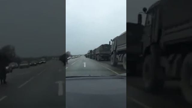 Колонна войск России на трассе Краснодар Новороссийск В Крым смотреть онлайн
