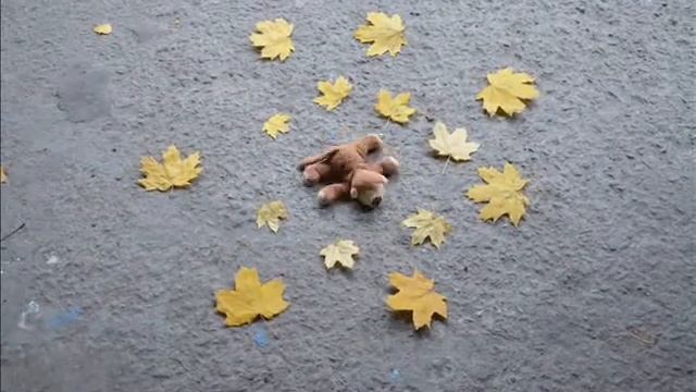 Осенний танец смотреть онлайн