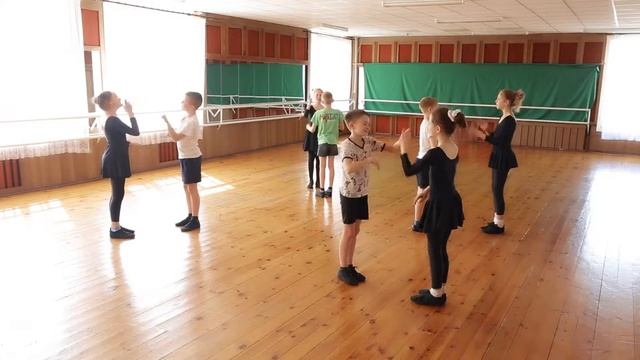 Мальвина Народные танцы смотреть онлайн