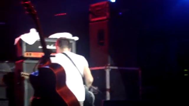 Гни свою линию live.MPG смотреть онлайн