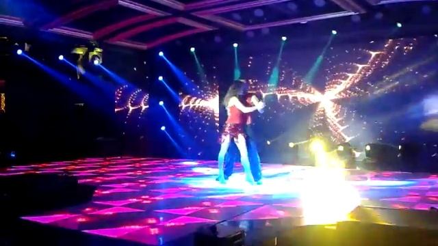 Dance танец похож на румбу. смотреть онлайн