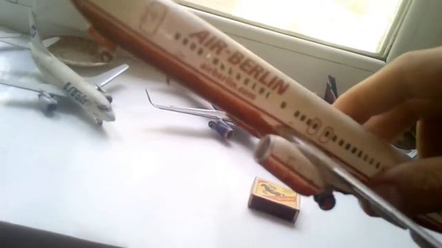 Сравнительный обзор моделей Boeing 737 800 от фирмы звезда и Revell бонусом Boeing 737 500 от восто