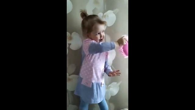 Марисолинский детский сад. Флешмоб "Подари частичку своего сердца" смотреть онлайн