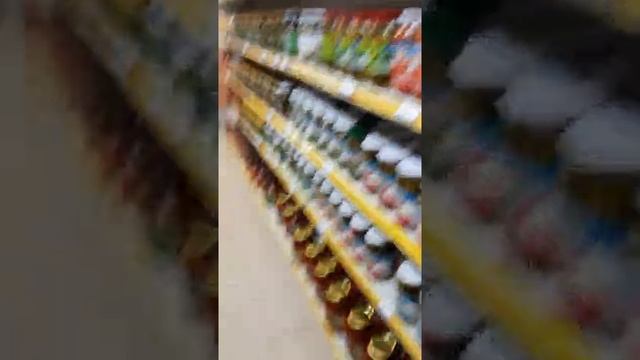 ЧЕЧЕНКА СНИМАЕТ В ГЕРМАНИИ РУССКИЙ МАГАЗИН смотреть онлайн