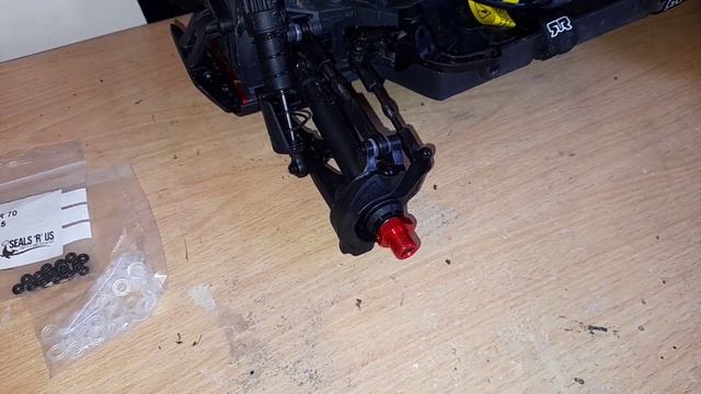 Arrma Typhon v3 Hex issues, wheel wobble FIX! Solution. смотреть онлайн