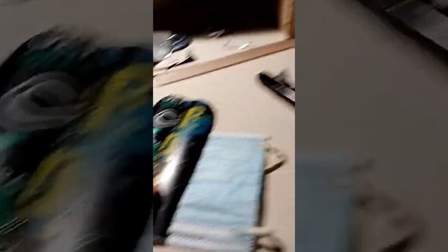 Сделали самую классную маску из банок от энергетиков!!! смотреть онлайн