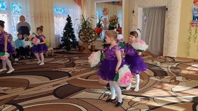 Утренник. Золотой Улей 2021 смотреть онлайн