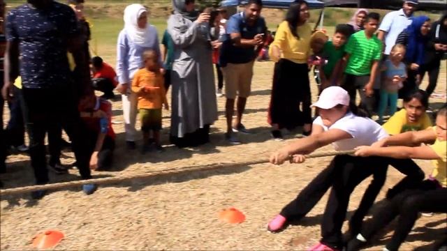 Term 1 2019 Tug Of War смотреть онлайн
