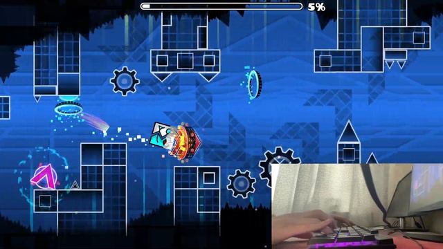 НЕ РАЗБИРАЮСЬ В САЛЮТАХ ПОЭТОМУ ВЫБРАЛ ЭТОТ смотреть онлайн